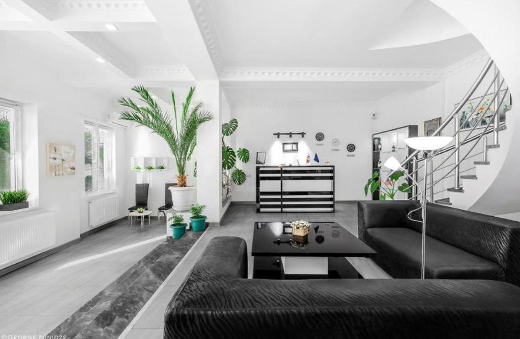 White House Hotel Tbiliszi Kültér fotó